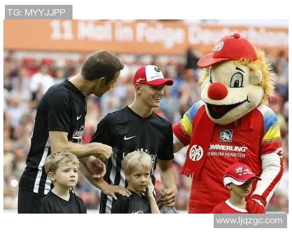 足球明星璀璨瞬间汇聚全景展现全球球场英雄风采 足球明星璀璨瞬间汇聚全景展现全球球场英雄风采