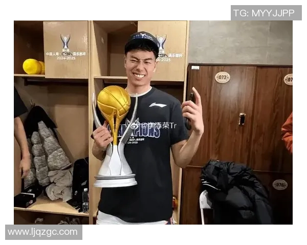 李添荣的奋斗历程与人生智慧：从平凡到卓越的成长之路